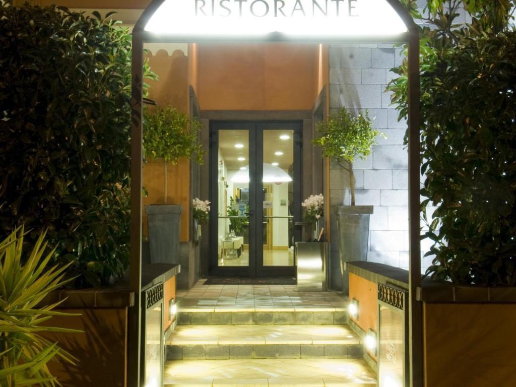 Hotel Il Nido Dell'Etna Linguaglossa Exterior foto